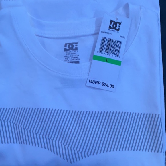 DC Tshirt - Picture 2 of 3